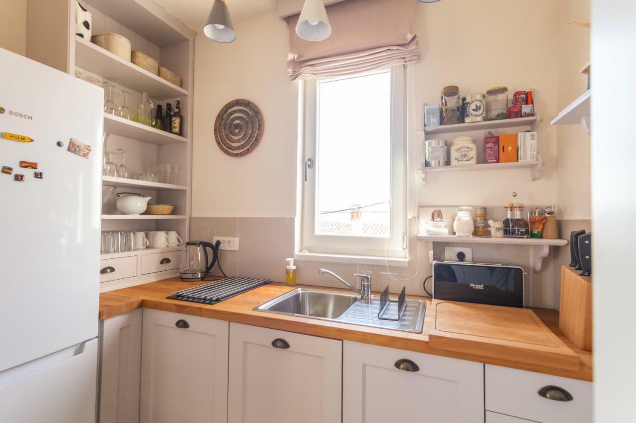 Ferienwohnung Adorma Hum Exterior foto